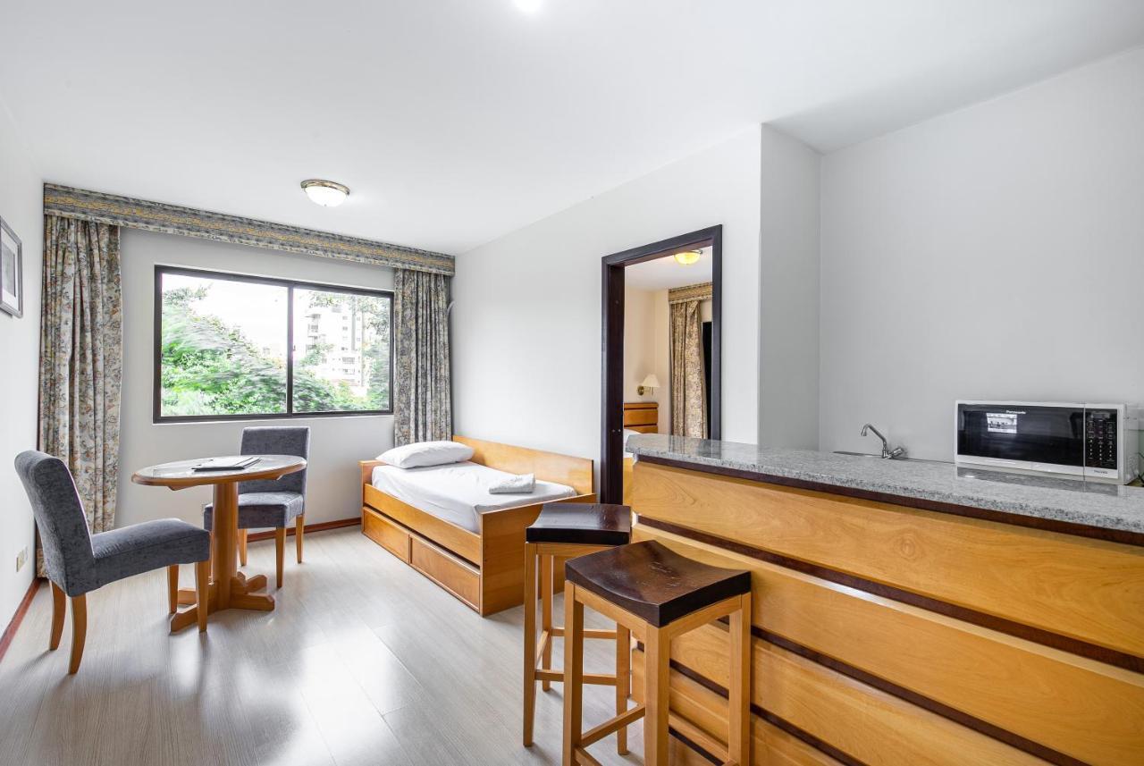 Hotel Flat Petras Residence Curitiba Exterior photo